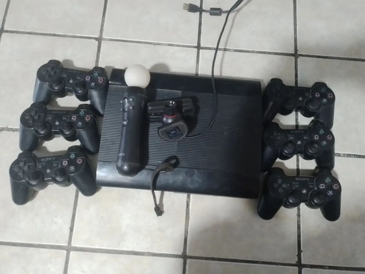 Vídeo game ps3 com 7 controles