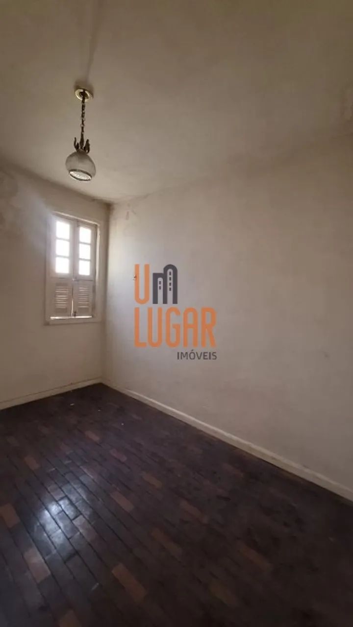 Um Lugar Imóveis Vende: Casa com ótimo espaço e boa localização na Alcindo Cacela entre Do - Foto 19