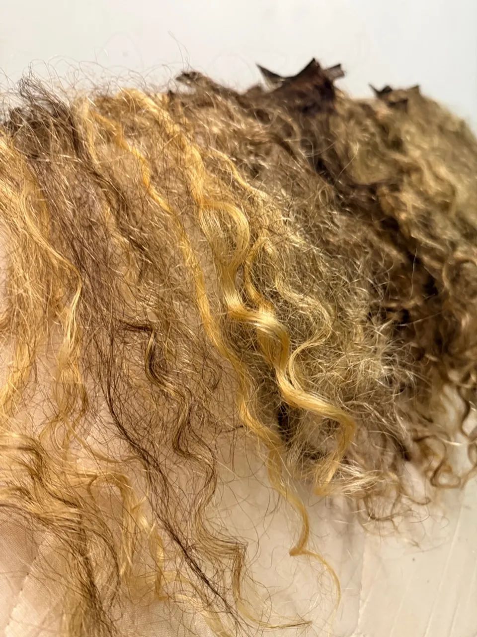 Cabelo natural loiro cacheado  - Foto 2