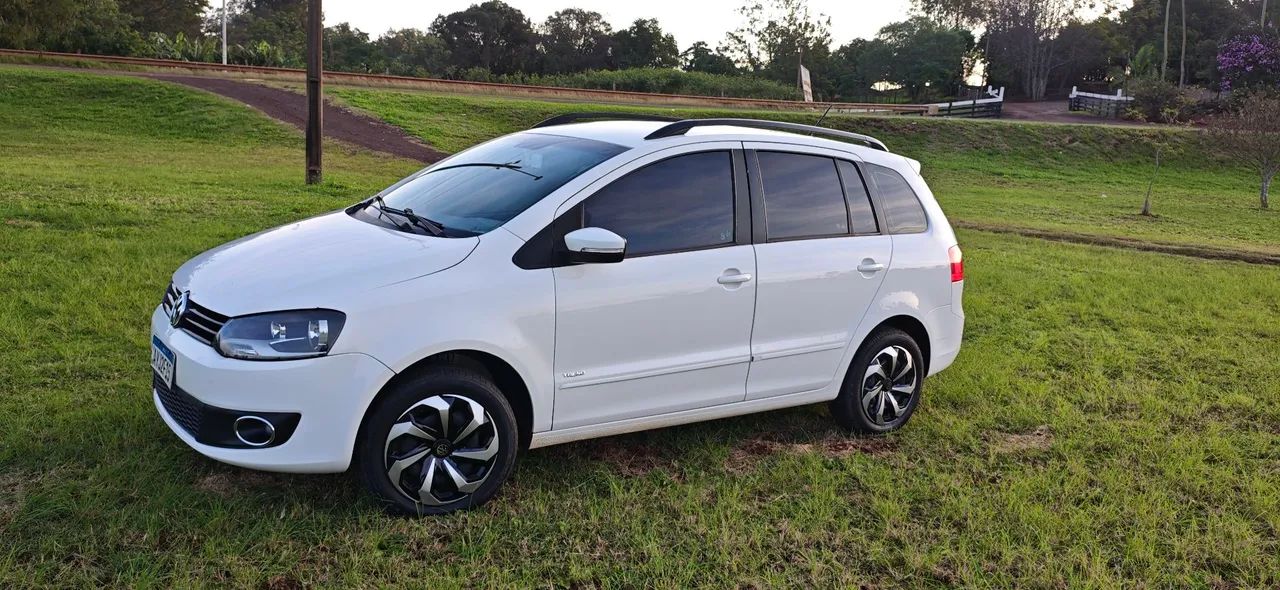 Volkswagen Spacefox SPACEFOX 1.6/ 1.6 Trend Total Flex 8V 5p 2014