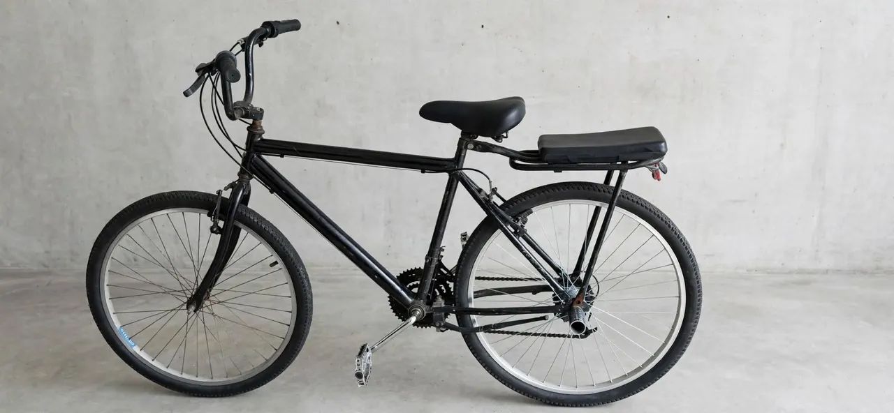 Bicicleta aro 26 de macha pega é anda
