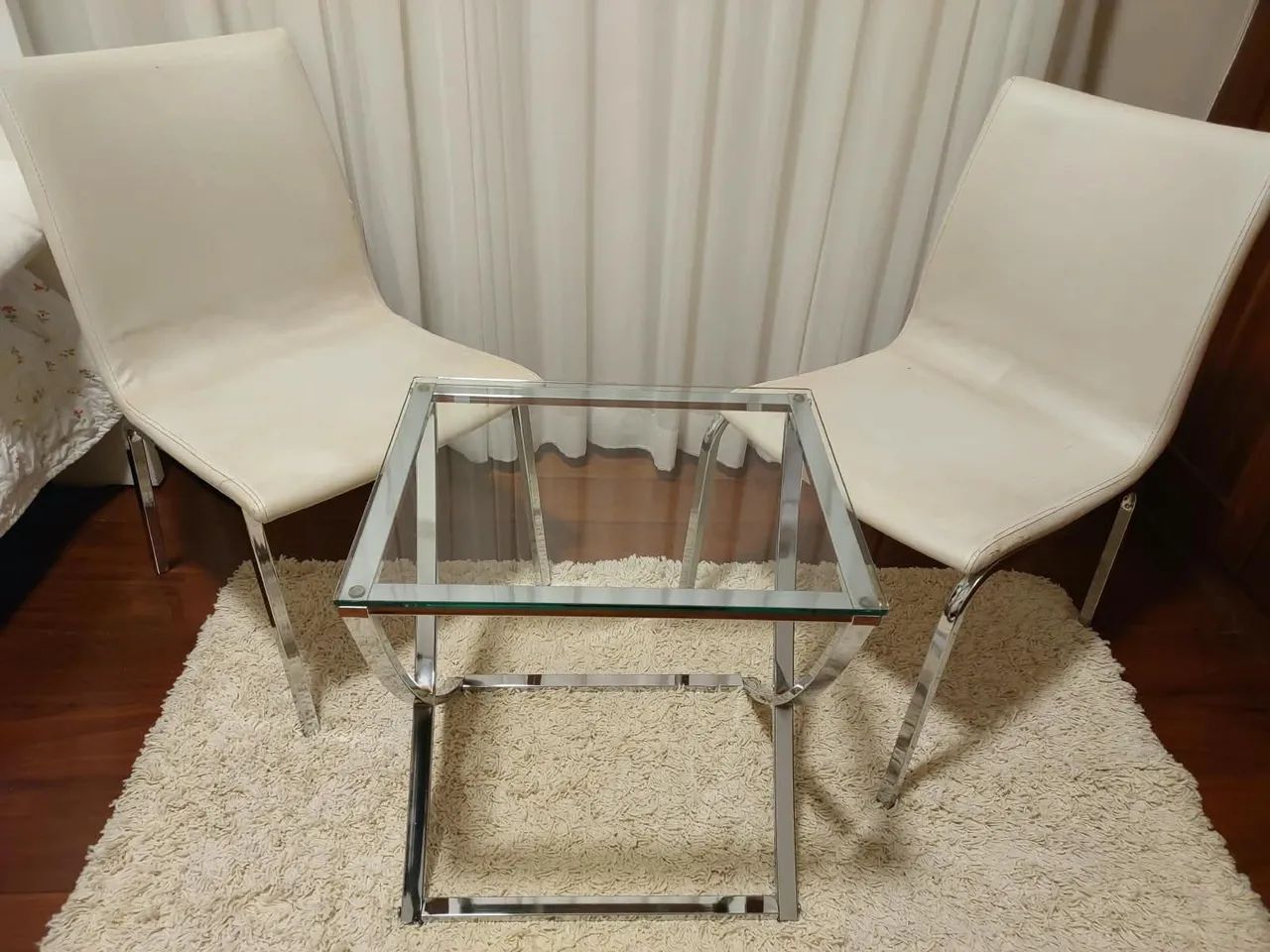 Mesa vidro com cadeiras