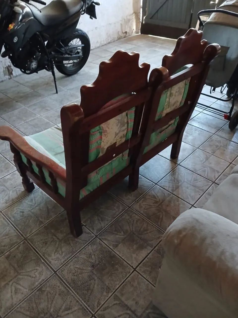 Sofá retrô 2 lugares  - Foto 4