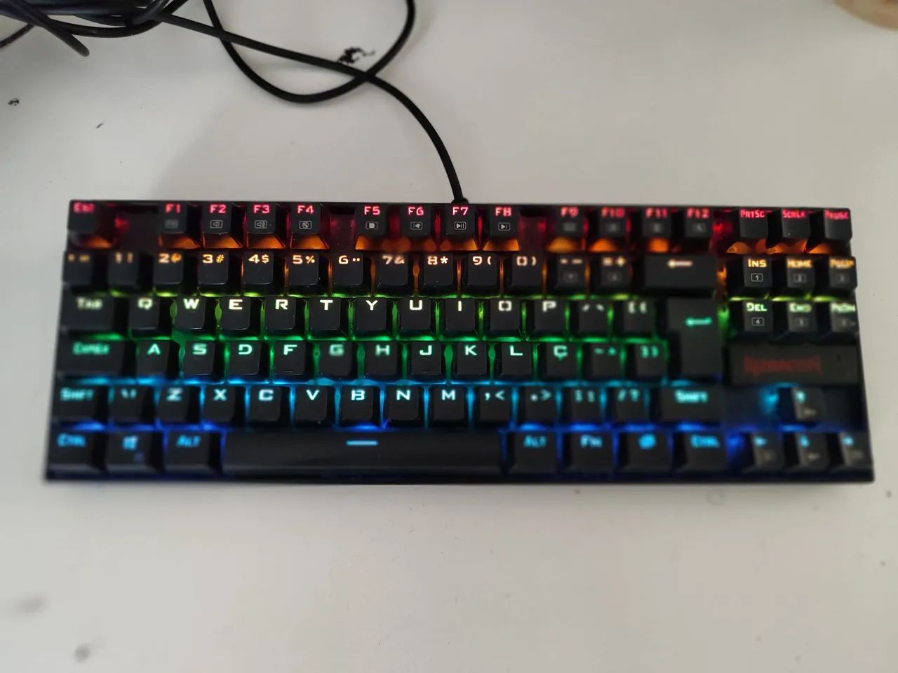 Teclado gamer Redragon - Foto 4