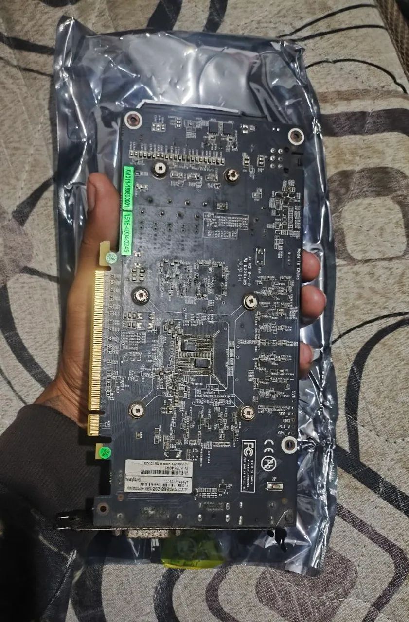 VENDO PLACA DE VIDEO NVIDIA 1060 6GB  - Foto 2