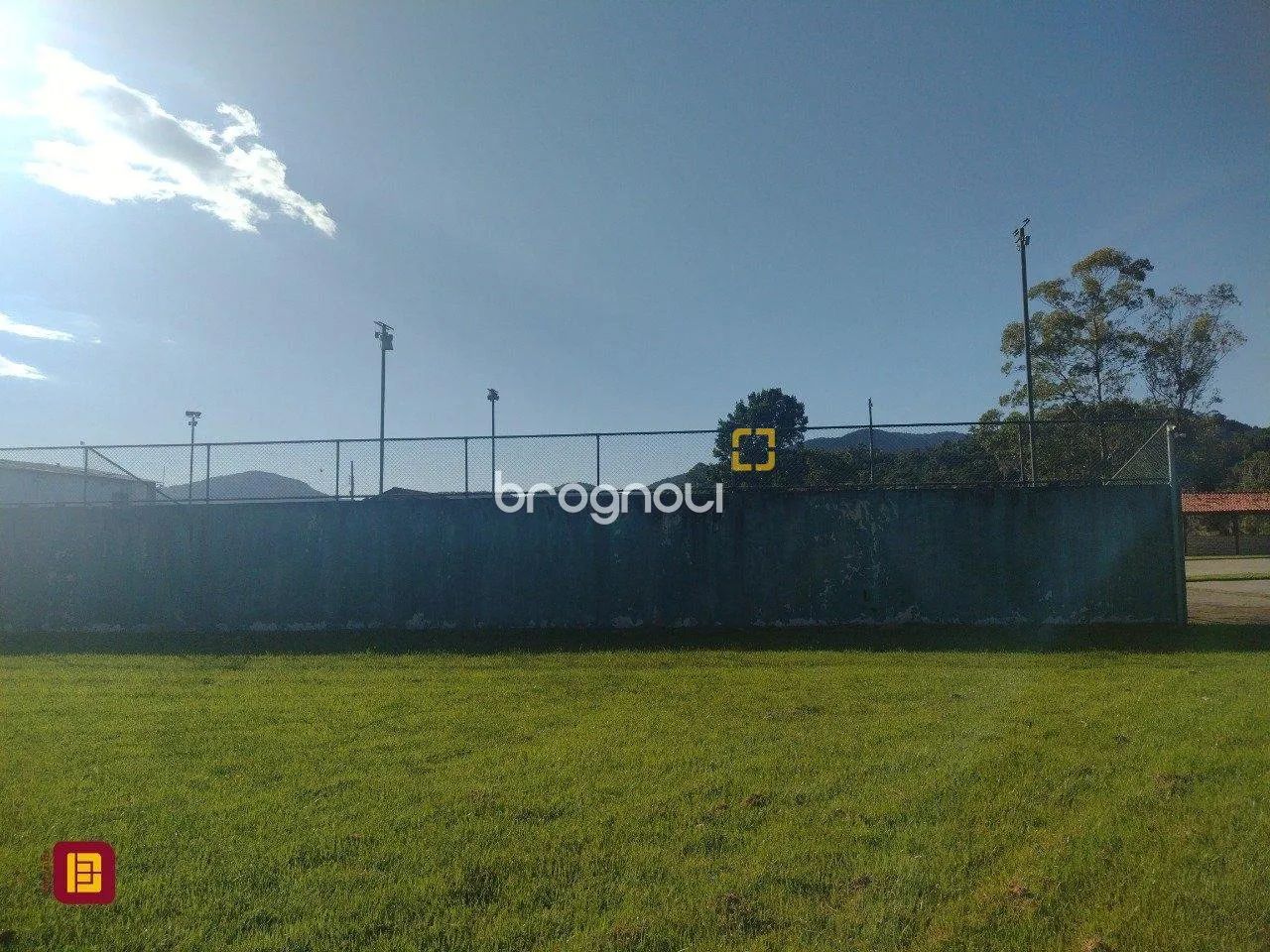 Casa muito bem localizada na SC 401 - Foto 5