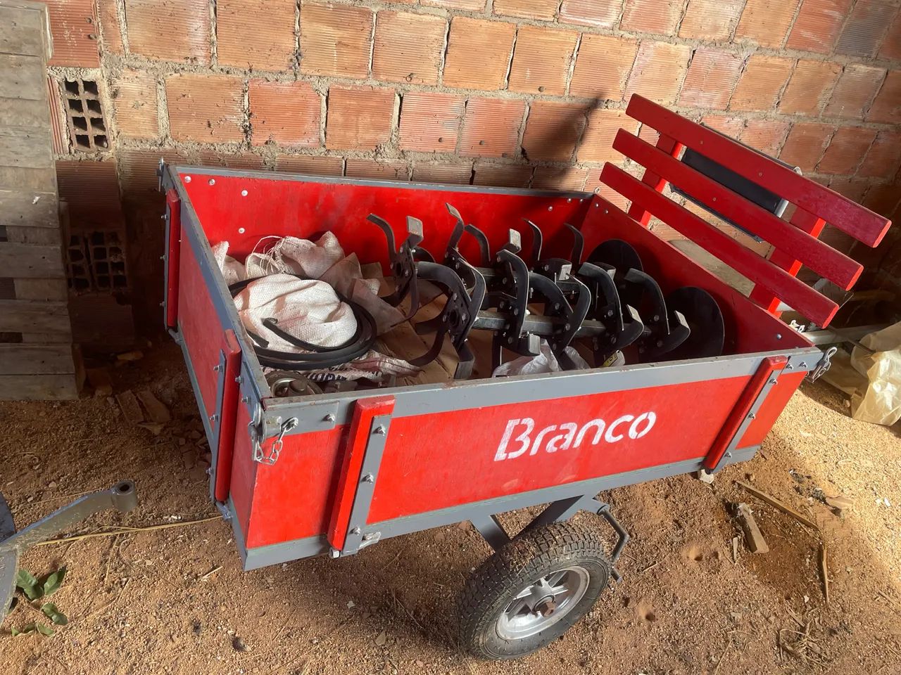 Tratorito Branco de 15hp gasolina - Foto 2