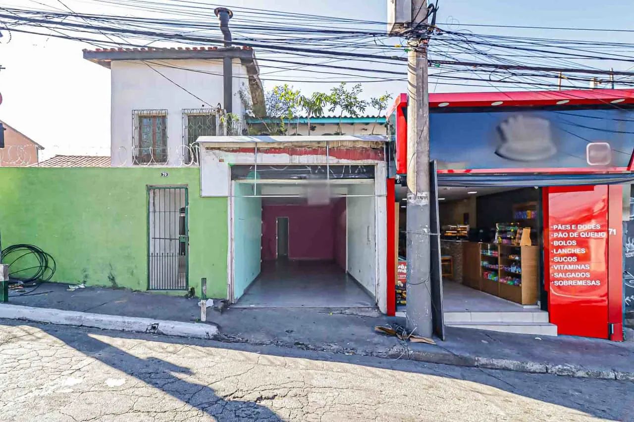Loja na Rua José Churriguera, 72 - Loja A  50 m²