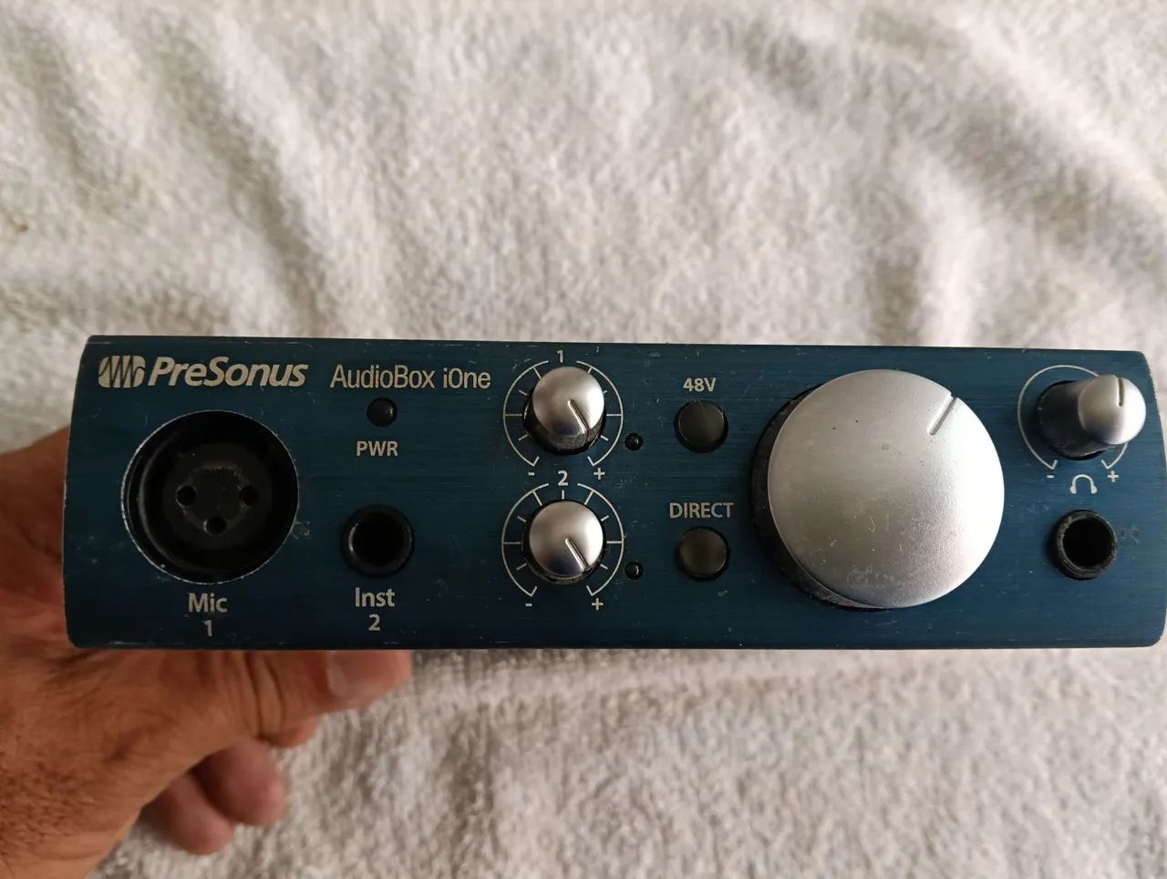 Interface de áudio presonus iOne
