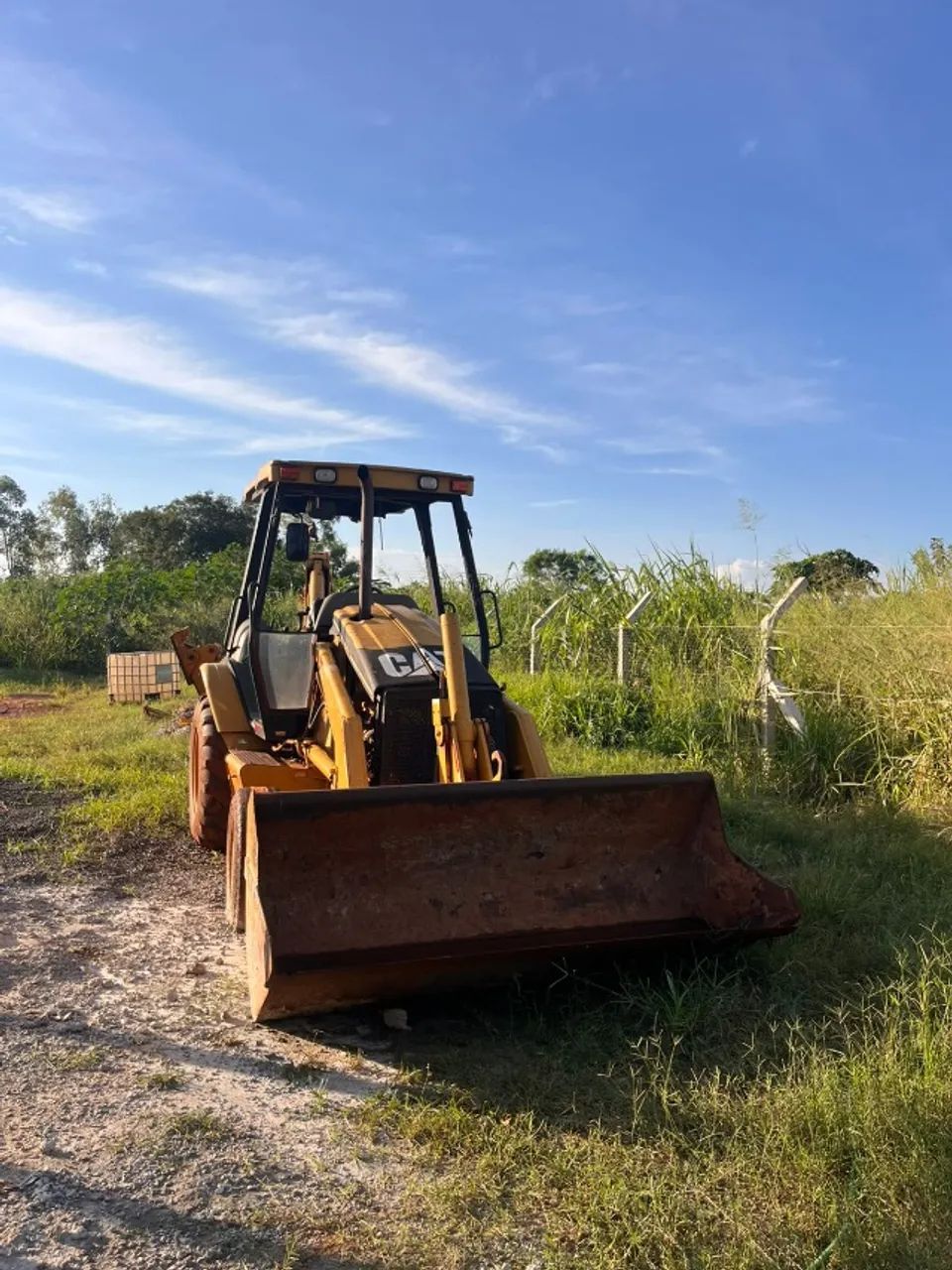 Retro Escavadeira Caterpillar 416d - Foto 2