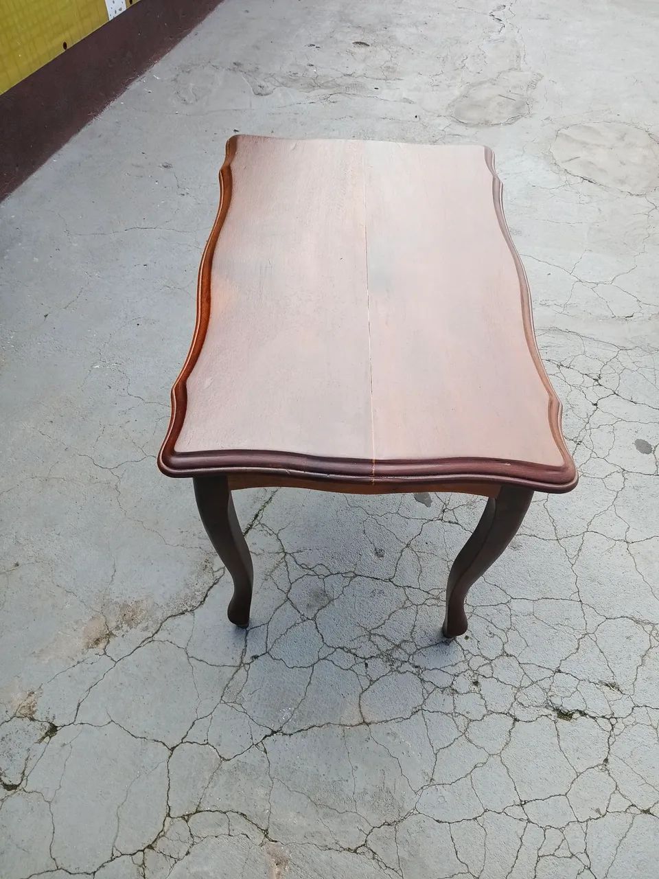Solid wood table469175275965665282