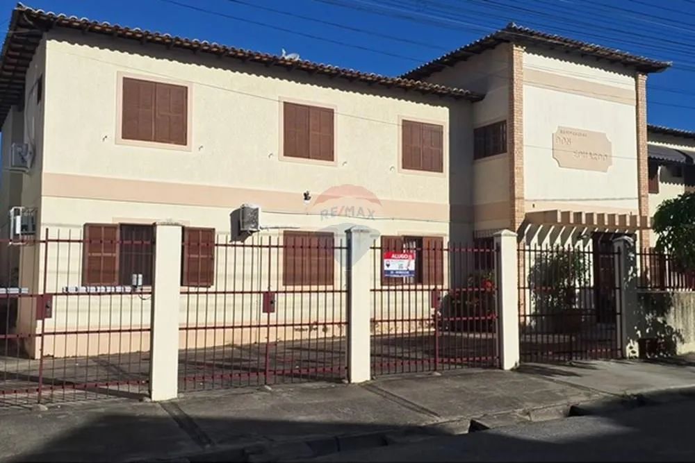 Apartamento de dois quartos vaga para um carro e área de serviço - Foto 2
