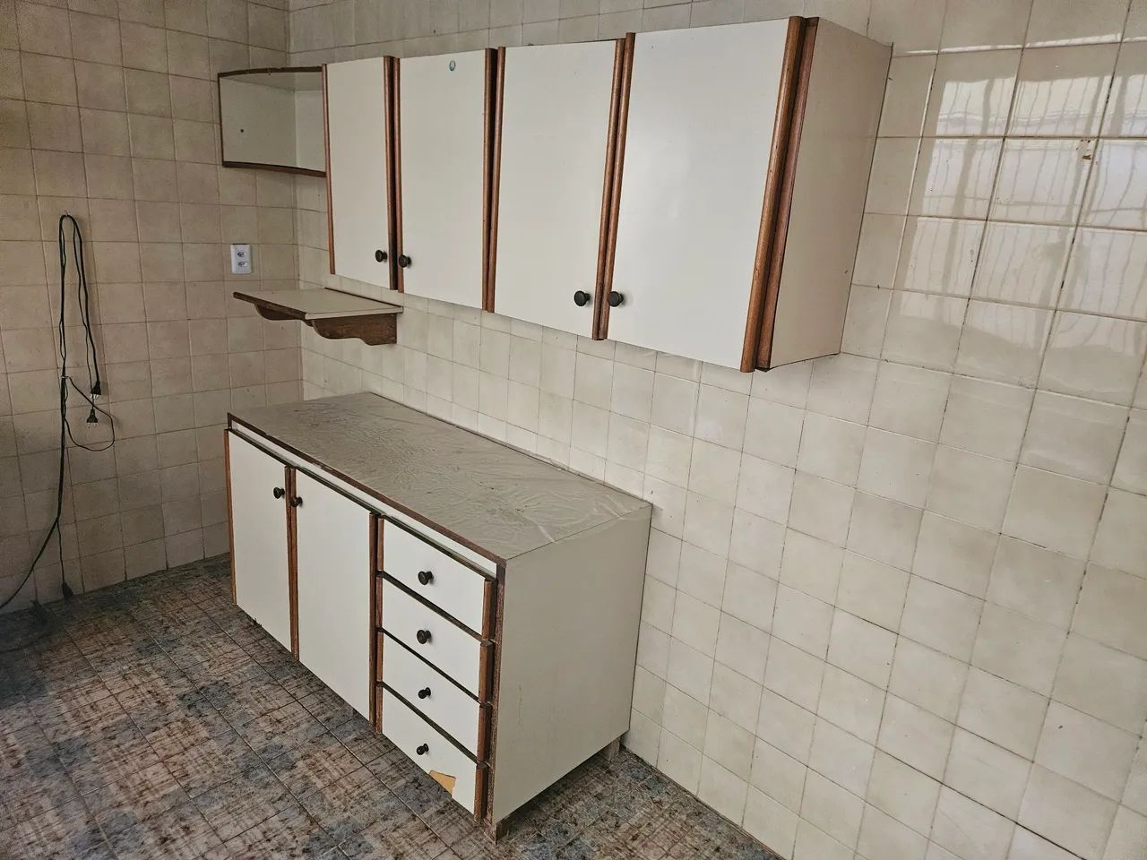 Conjunto Cozinha Madeira Maciça e Formica - Foto 2