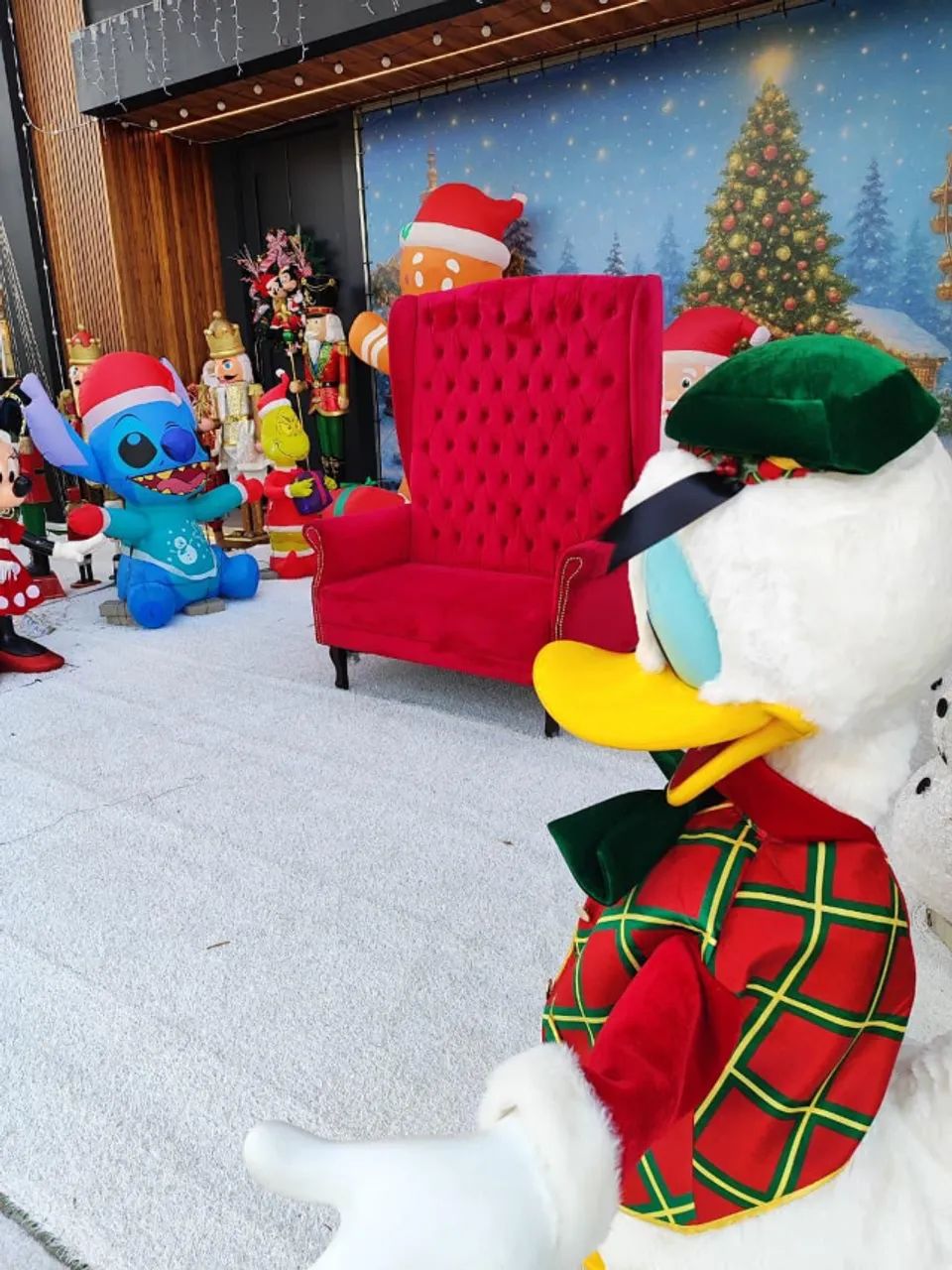 Cadeira do Papai Noel / Poltrona vermelha - Foto 3