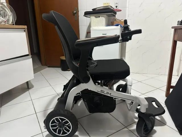 Cadeira de Rodas Motorizada Slim - Power Lite - Foto 3