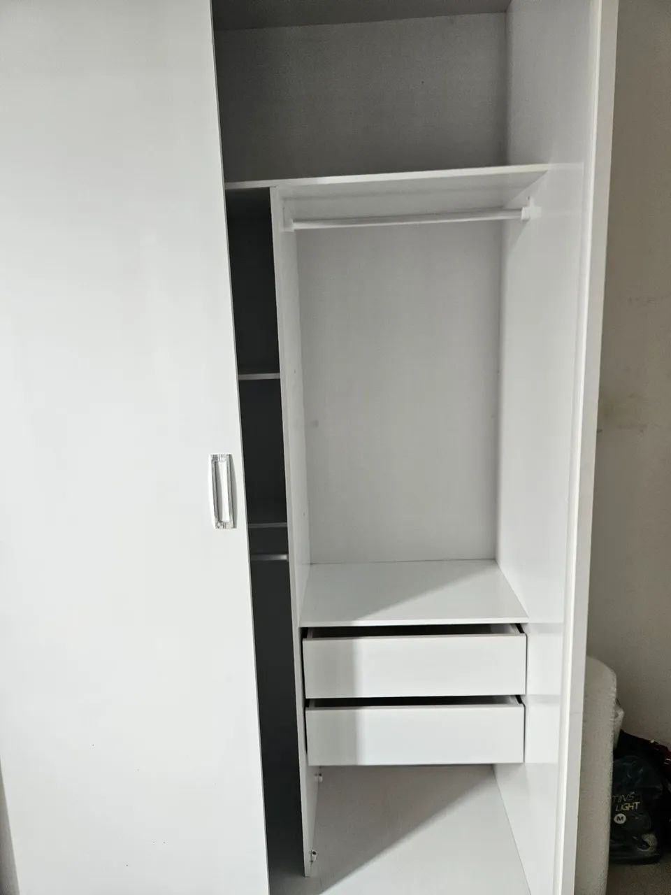 Guarda-Roupa Solteiro 3 Portas de Correr - Branco - Ótimo Estado - Foto 4