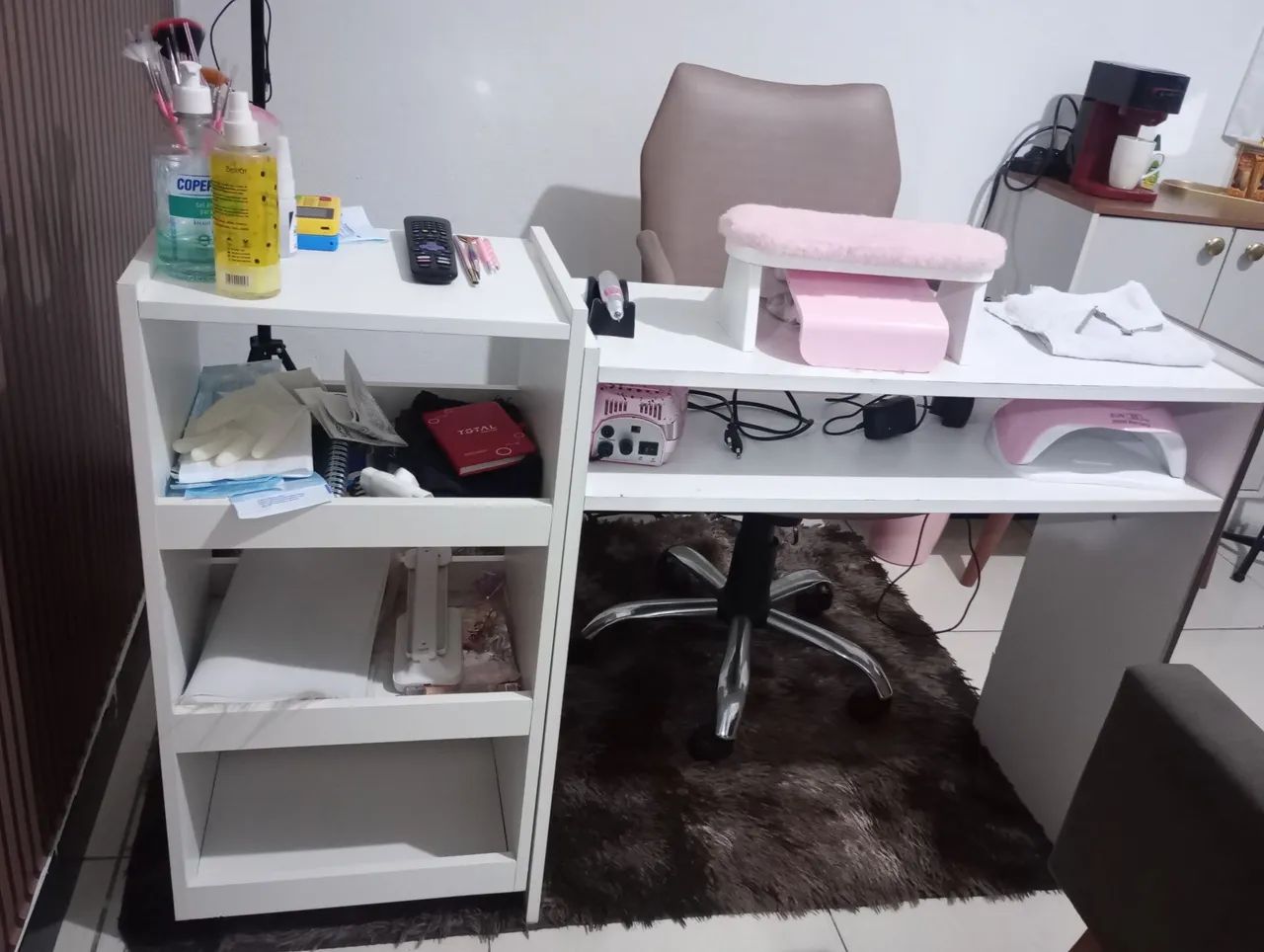 Carrinho auxiliar de Manicure/ e Mesa de manicure  - Foto 3