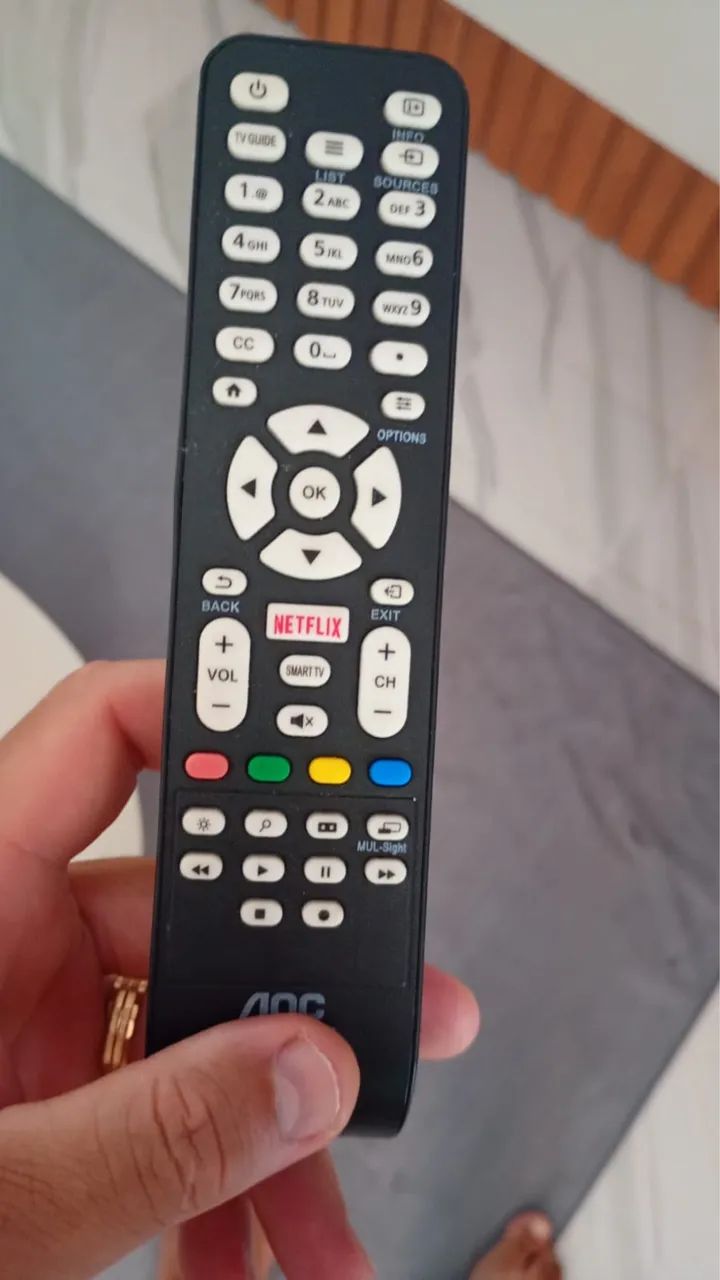 Tv Smart AOC 4k 55 polegadas com defeito  - Foto 4