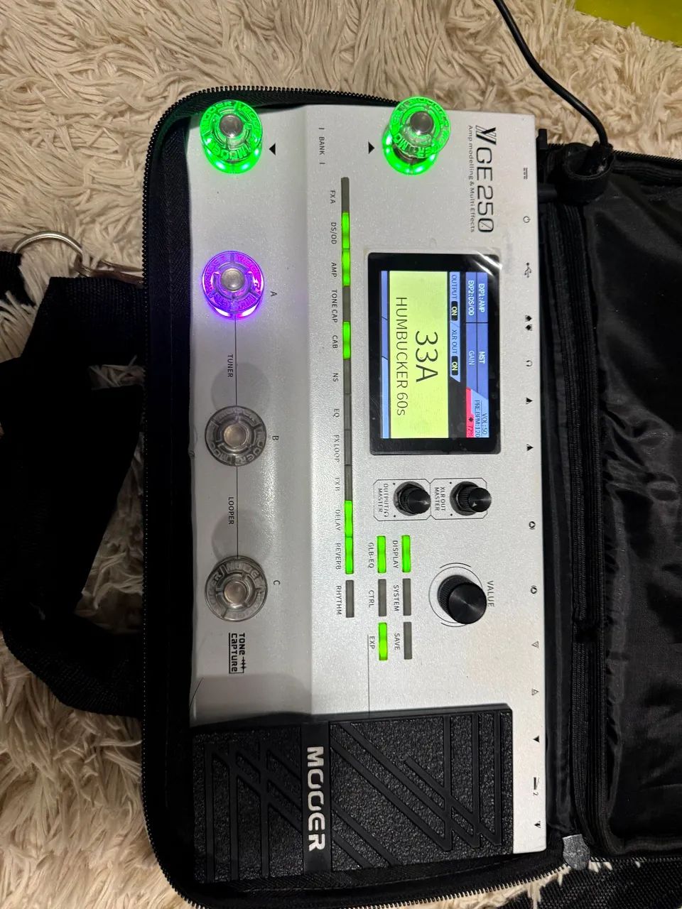 【中古】MOOER（ムーア）/ 【USED】 GE250　【現物写真】【USED】【イオンモール姫路リバーシティー店】(2500003540131) Pedaleira Mooer GE250 OPORTUNIDADE - Instrumentos musicais