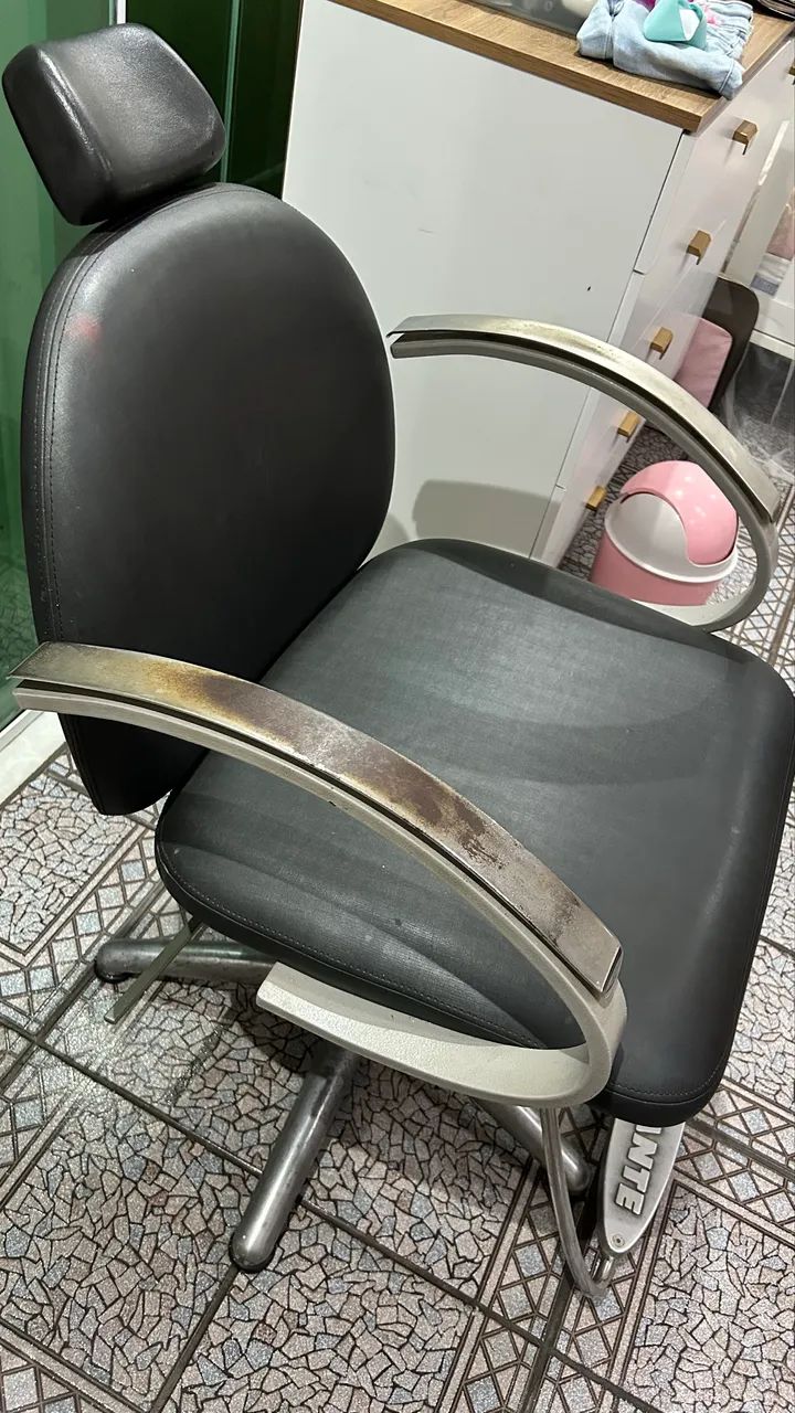 Cadeira Para Cabeleireiro e Barbeiro  - Foto 4