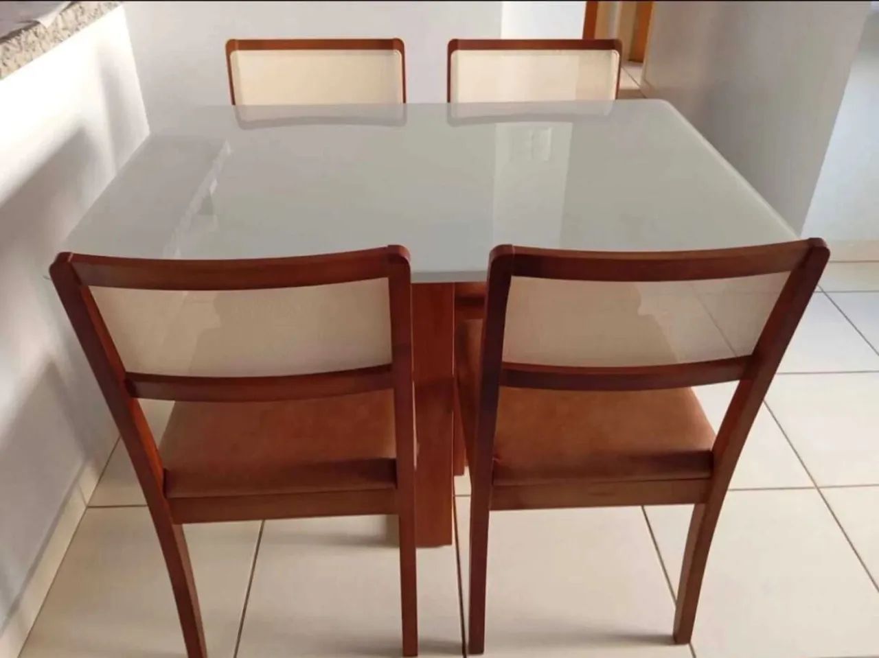 MESA DE JANTAR 120x80 COM 4 CADEIRAS  - Foto 2