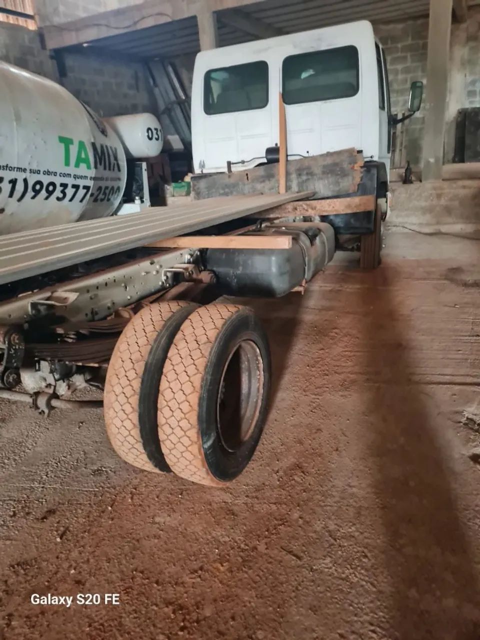 Ford Cargo 815 - Foto 3