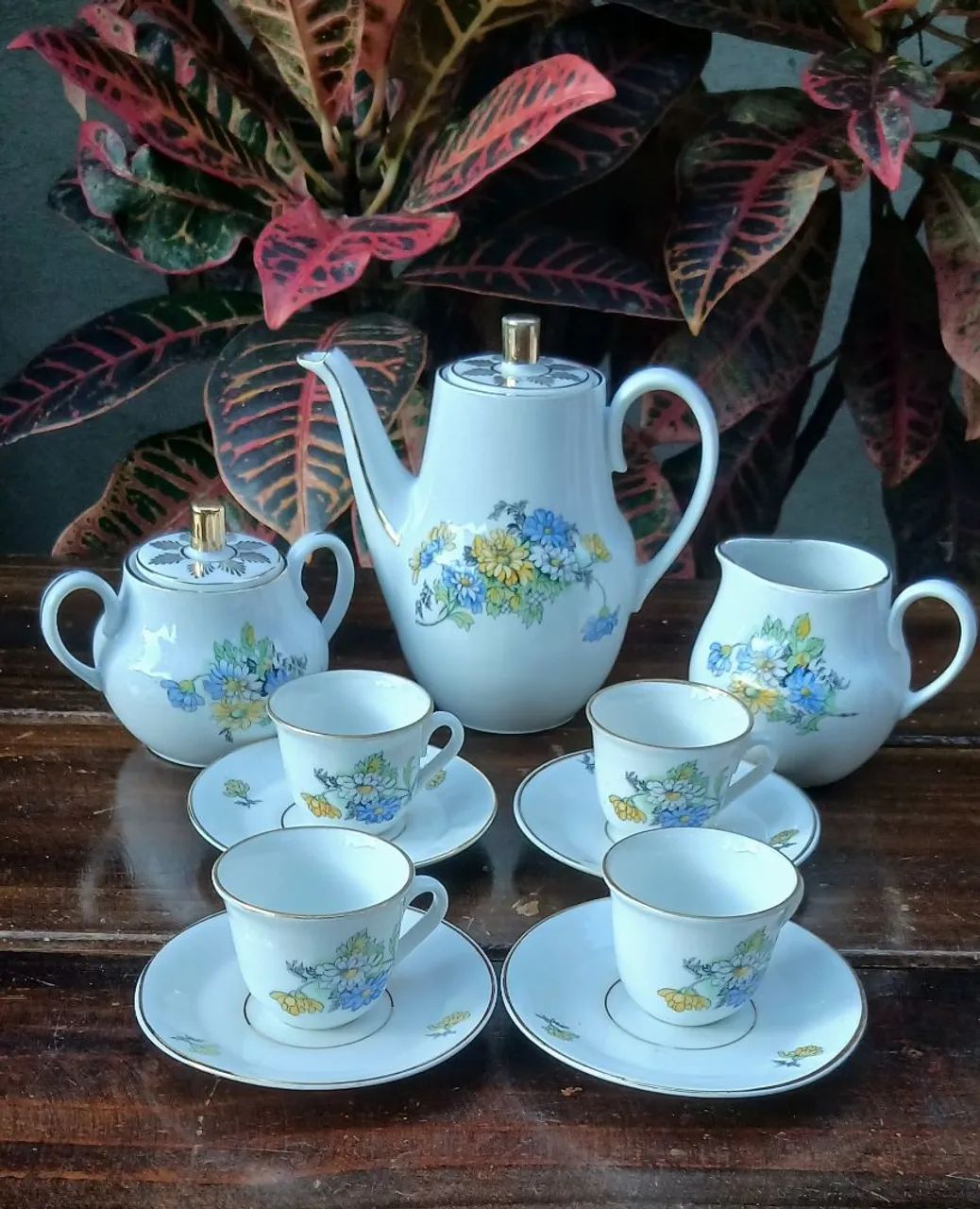 Jogo de café porcelana Mauá 