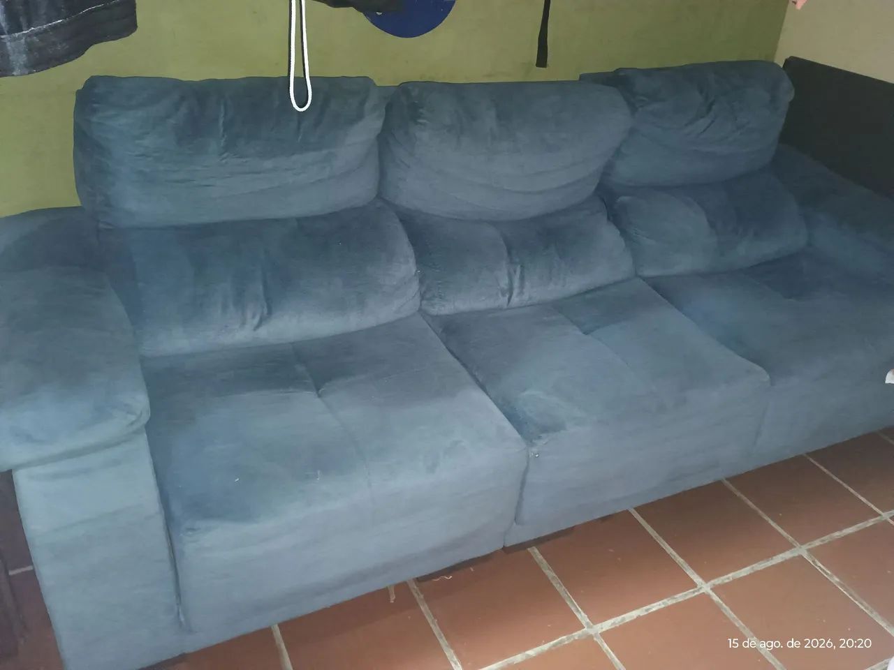Vendo Sofá retrátil e reclinável 2,50x1,00