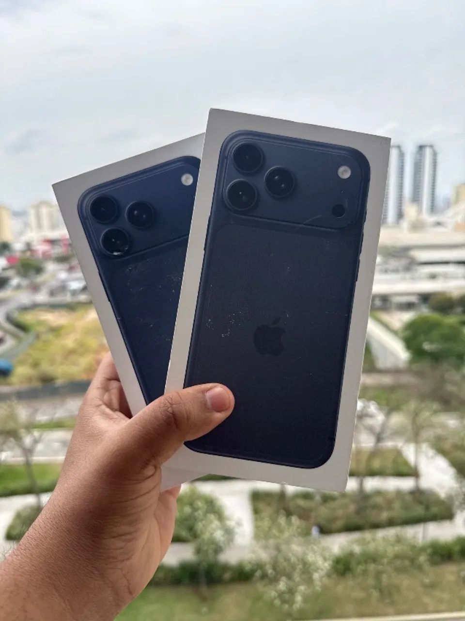 PRA HOJE VEM 17 PRO MAX AZUL 