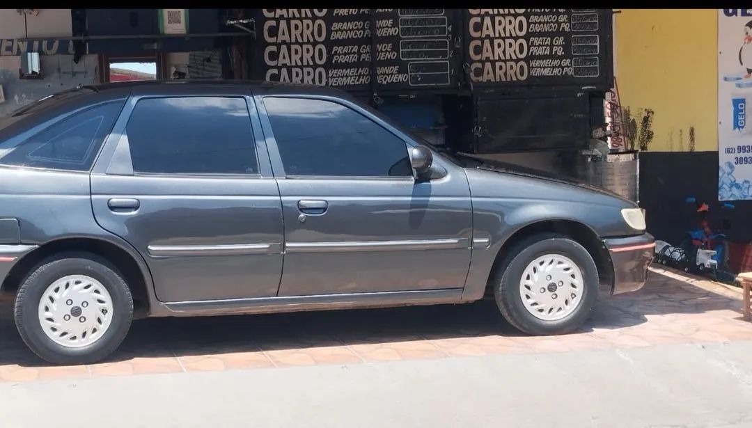 Volkswagen Pointer 1.8 / CLI 1995 - Foto 5
