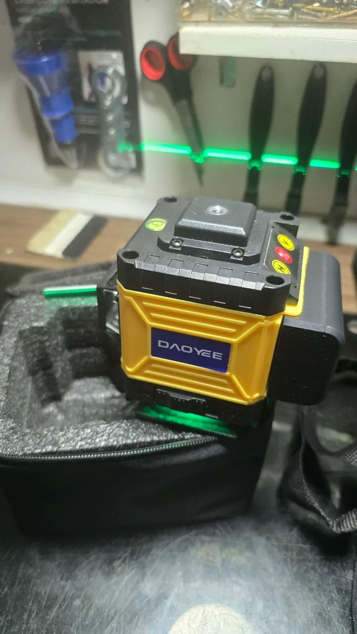Nivel a laser Novo