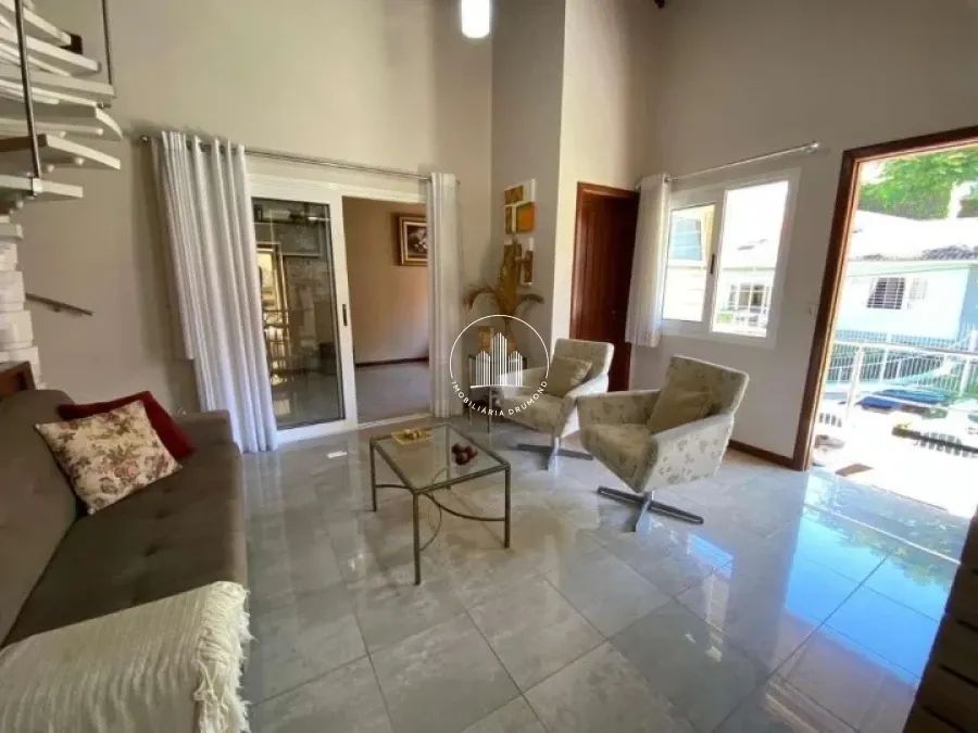 Casa 3 Quartos com Piscina - Coqueiros - Foto 2