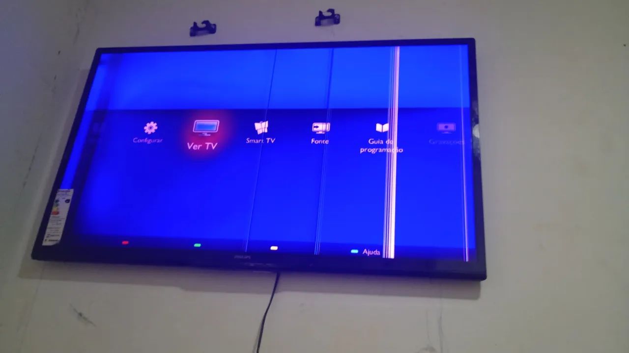 Tv Philips smart 46 polegadas com detalhes