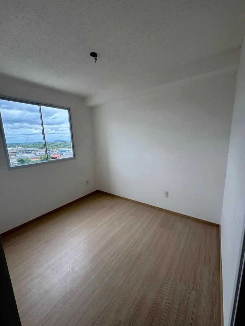 Apartamento 2 Qtos (1 Suite) | Varanda | Lazer Clube Completo | R$ 2.300 c/ Cond. + IPTU - Foto 6