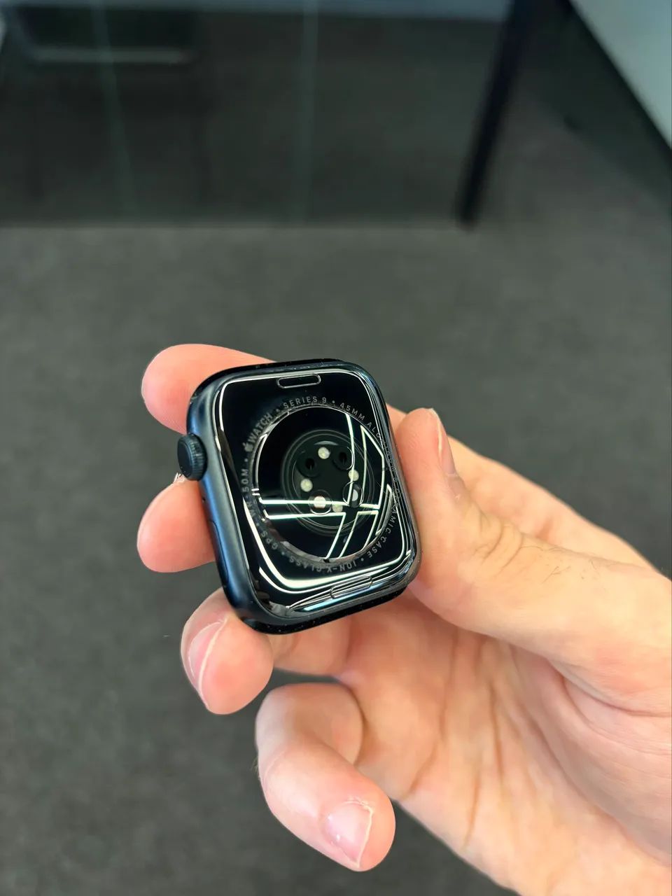 Apple Watch Series 9 45mm - Pulseira Loop Original - Foto 4