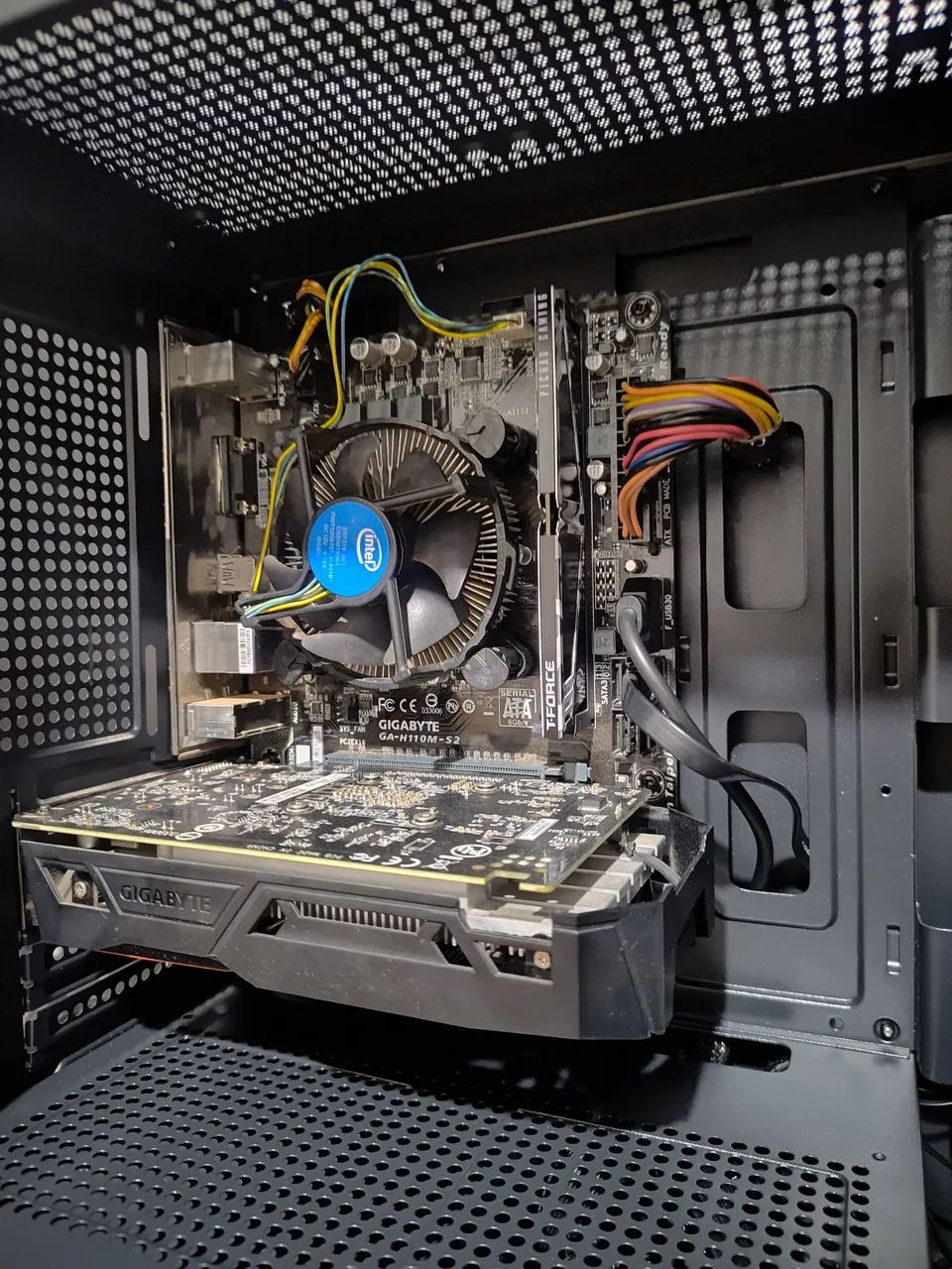 【動作確認済み!】Corei7 6700 GTX-1050ti搭載自作PC PC gamer i7 6700 + 8gb + 1 terabyte + gtx 1050ti 4gb gigabyte