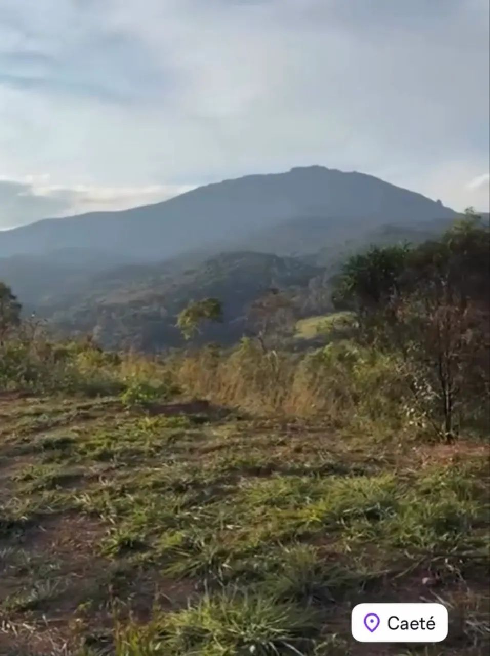 Vendo ótima chácara com plator vista serra 