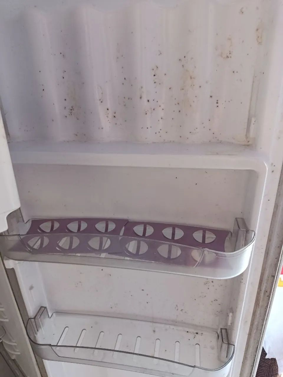 Geladeira com defeito - Foto 3