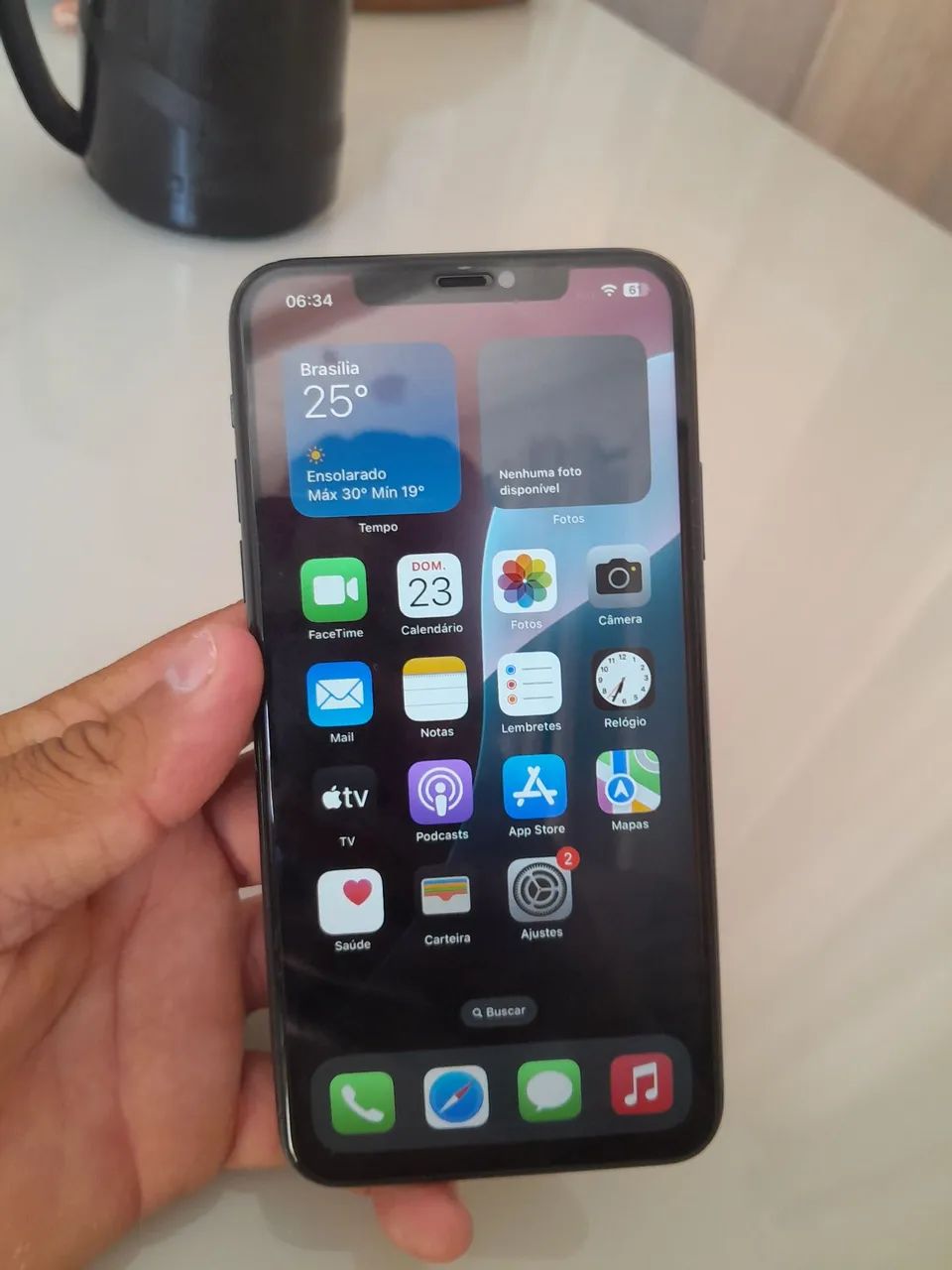 Iphone  11 pro max 64 Gb - Foto 2