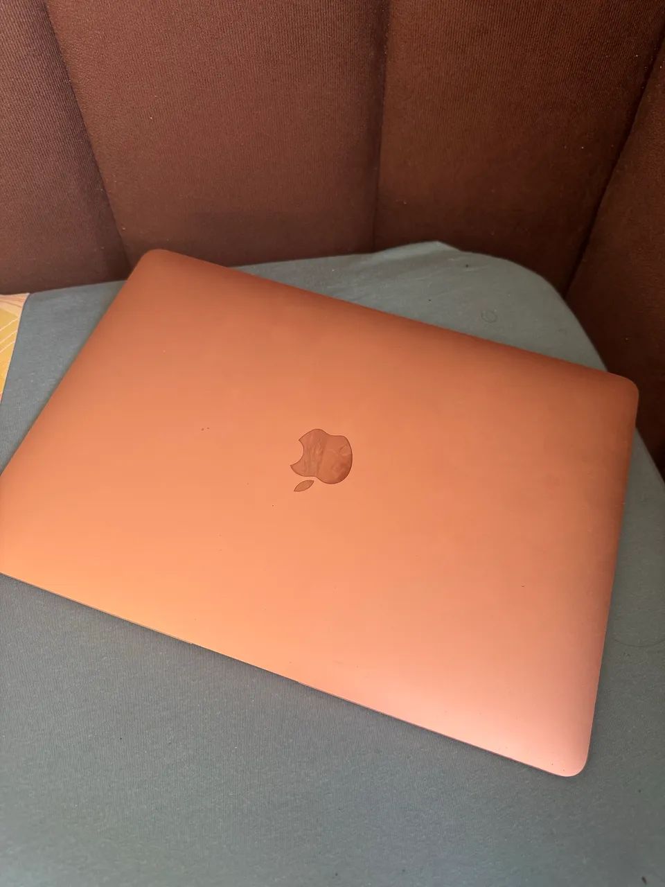 MacBook Air M1 2020 13 pol Rose Gold 8GB RAM e 256GB SSD