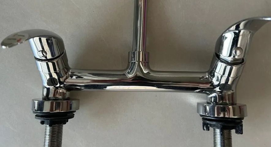 TORNEIRA BICA MOVÉL DE MESA PARA COZINHA MARCA LORENZETTI MISTURADOR  - Foto 5