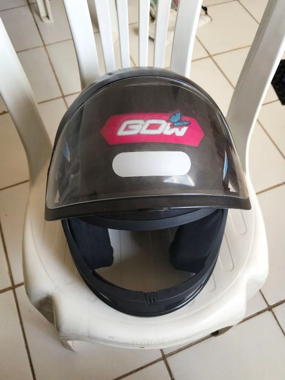 CAPACETE FEMININO AUTOMÁTICO NOVO DA GOW - Foto 3