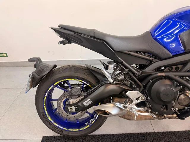 YAMAHA MT-09 - Foto 3