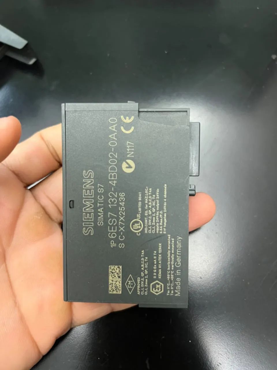 MÓDULO SIEMENS ET200S 6ES7 132-4BD02-0AA0 (4DO DC24V/0.5A) - Foto 2
