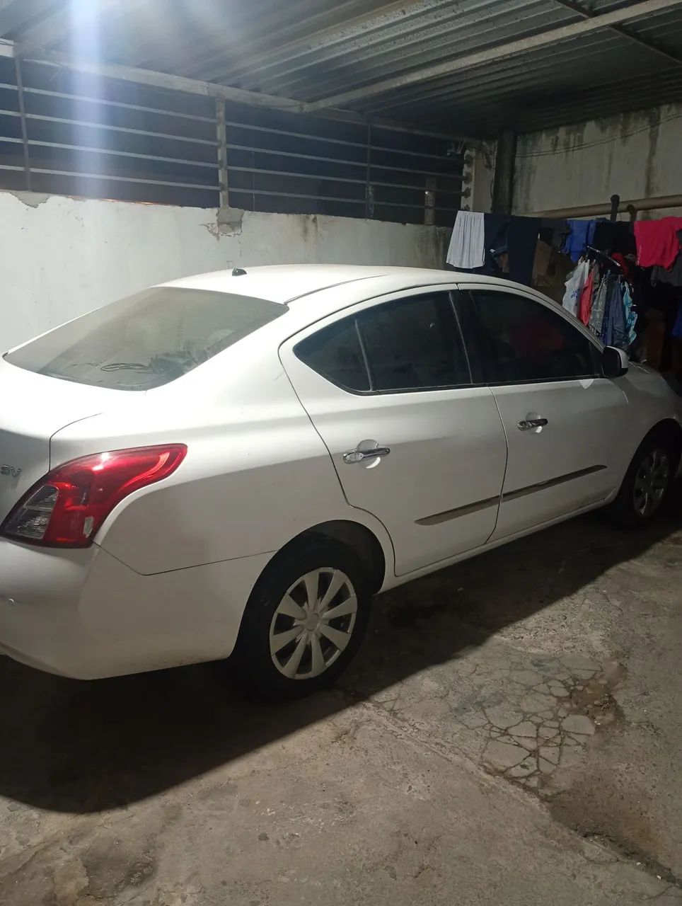 Nissan Versa 1.6 16V FLEX SV 4P MANUAL 2013