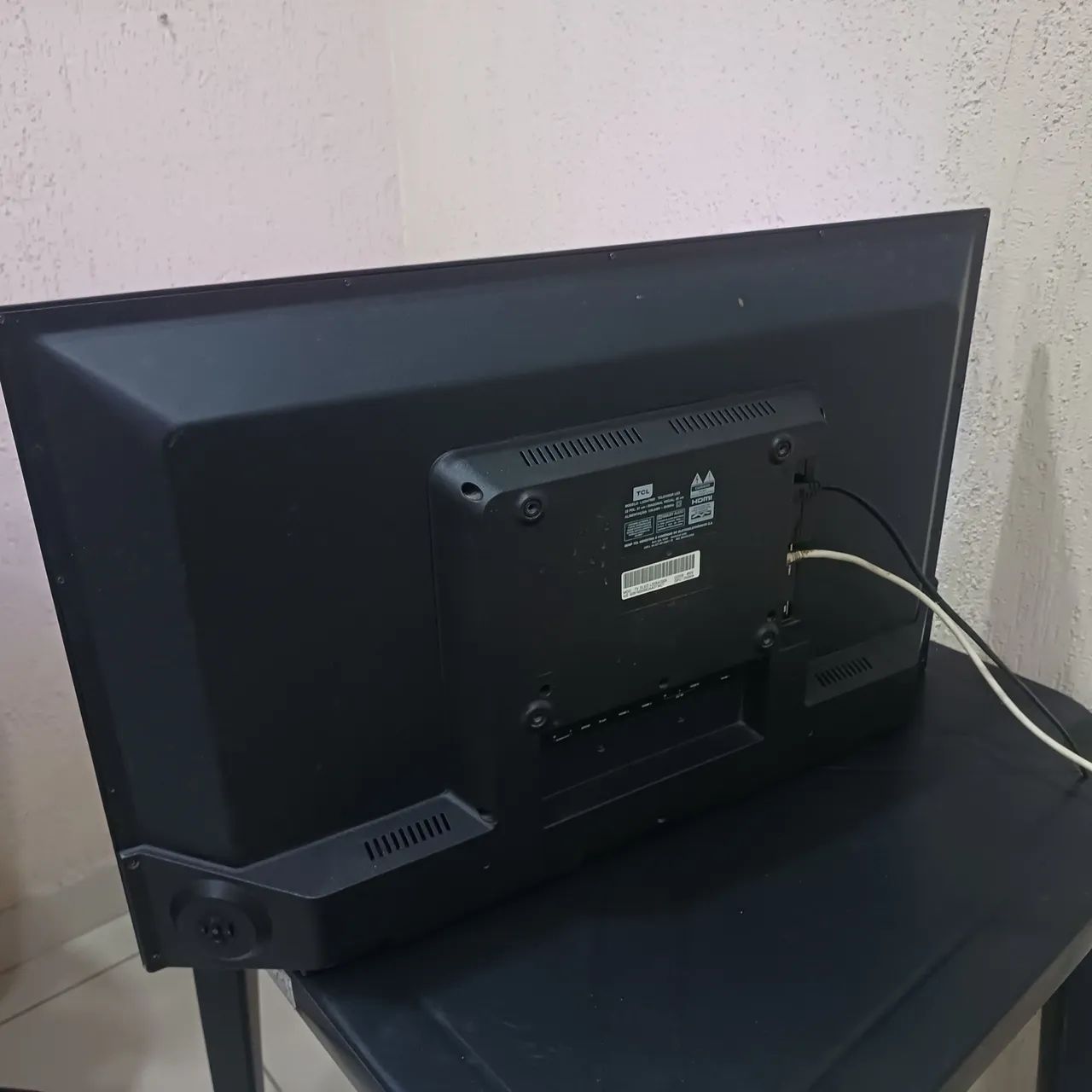 Tv tcl 32 smart led.