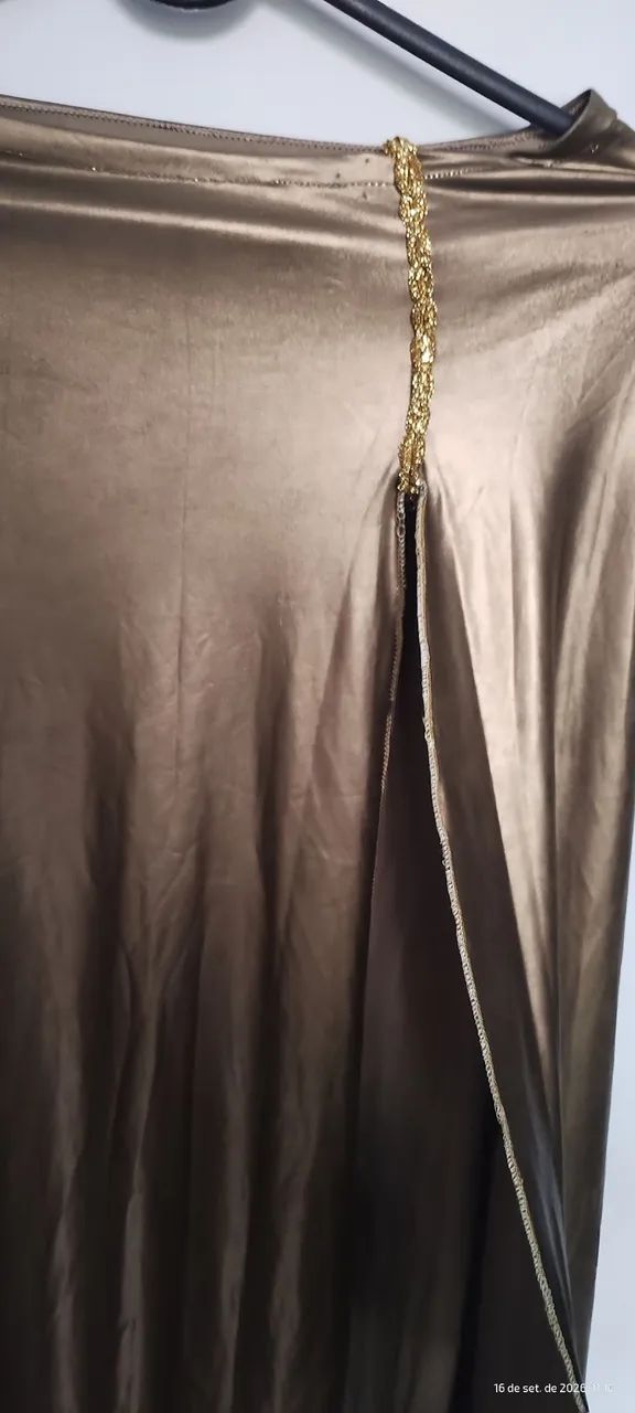 Traje dança do ventre dourado com preto  - Foto 3