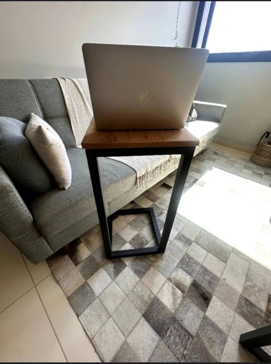 Mesa Lateral de Apoio para Sofá em Ferro e Madeira - 70 cm - Foto 2