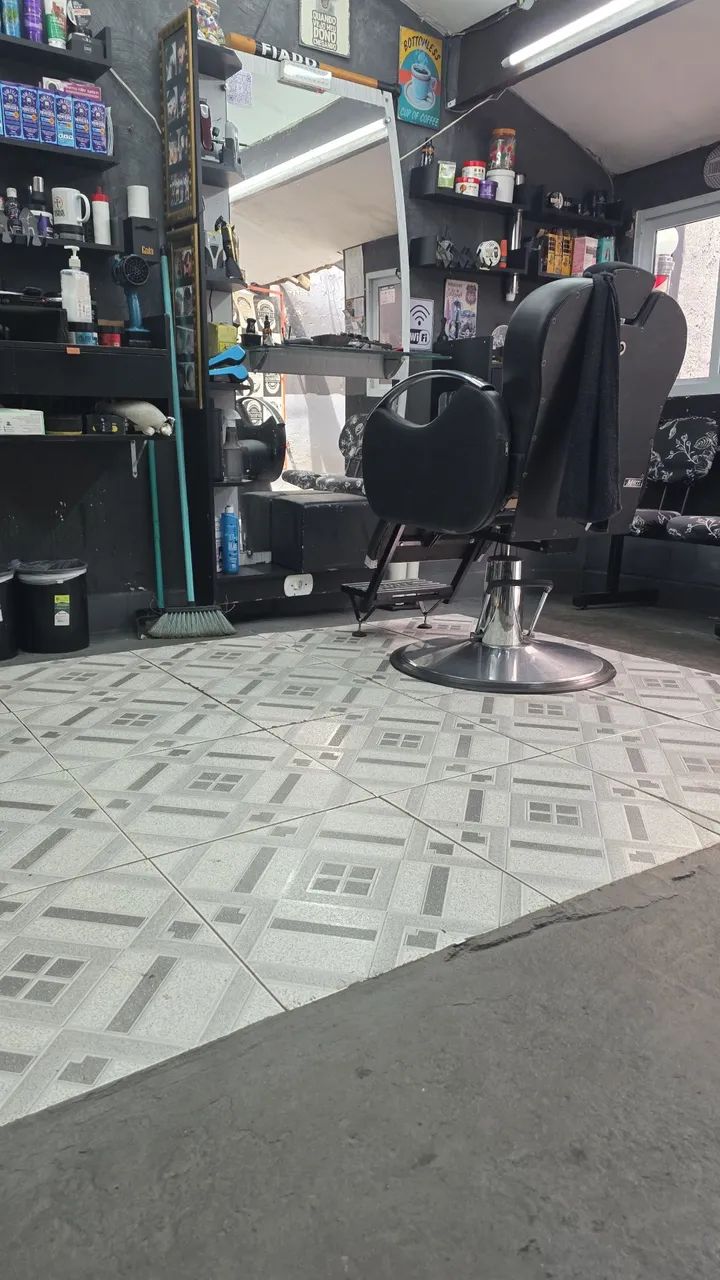 CADEIRA BARBEIRO ? MARRI