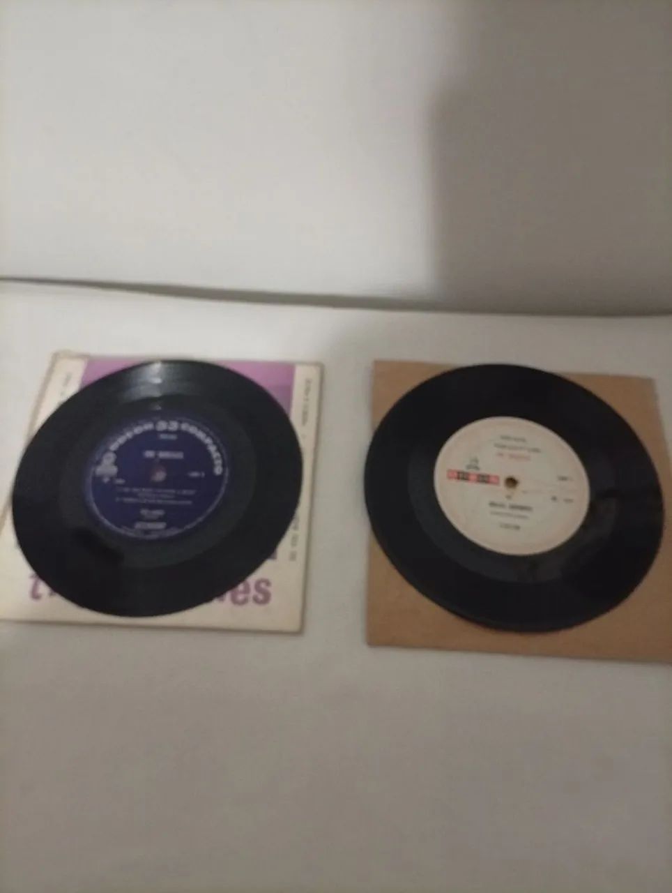 2 Compacto Vinil dos The Beatles anos 60  - Foto 5